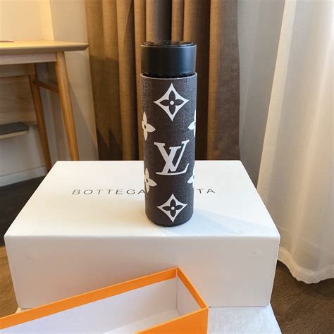 Louis Vuitton temperature display vacuum insulated thermos